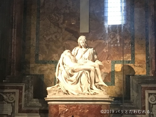 ミケランジェロのピエタ像
